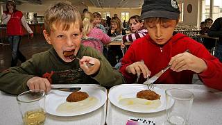 Vaření diet ve školních jídelnách řeší v každém městě jinak -  Českokrumlovský deník