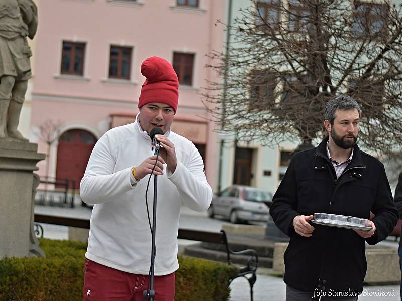 Příborský masopustní průvod prošel městem v úterý 25. února.