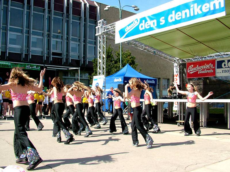 Soutěžní družstvo Aerobicu Dáša v loni získalo krásné 2. místo v soutěži skupinových choreografií.