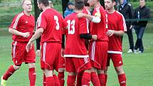 FOTBALISTÉ JESENÍKU NAD ODROU prožívají velmi dobrou sezonu, což potvrdili u prvního celku tabulky, když si z Jistebníku odvezli výhru 2:0. 