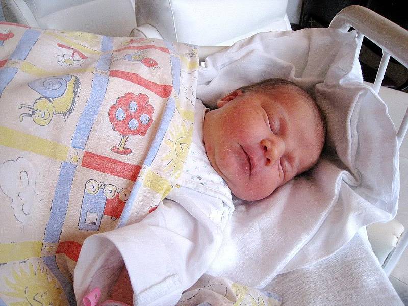 Jolana Josífková, nar. 13. 12. 2010, 53 cm, 4, 43 kg, Jerlochovice, nemocnice Nový Jičín.