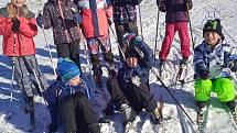 Děti ze ZŠ Tyršova si běžkařské soustředění ve Velkých Karlovicích nadmíru užili.