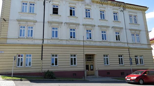 Rozsudek Okresního soudu v Novém Jičíně (na snímku) v případu stalkingu potvrdil Krajský soud v Ostravě.