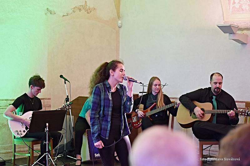 Koncert irských melodií v podání svých žáků upořádala v úterý 19. března ZUŠ Příbor. Foto: Stanislava Slováková