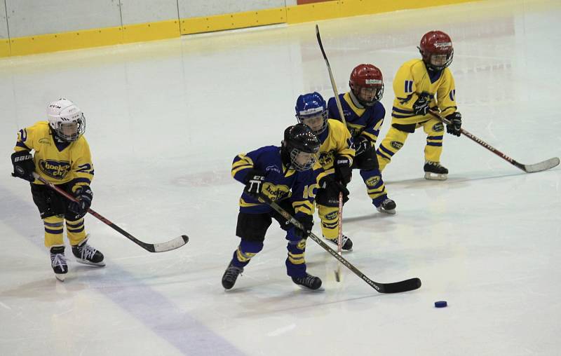 2. liga, sk. Východ, 35. kolo: HC KOPŘIVNICE – VHK ROBE VSETÍN 1:5 (0:1, 0:1, 1:3)