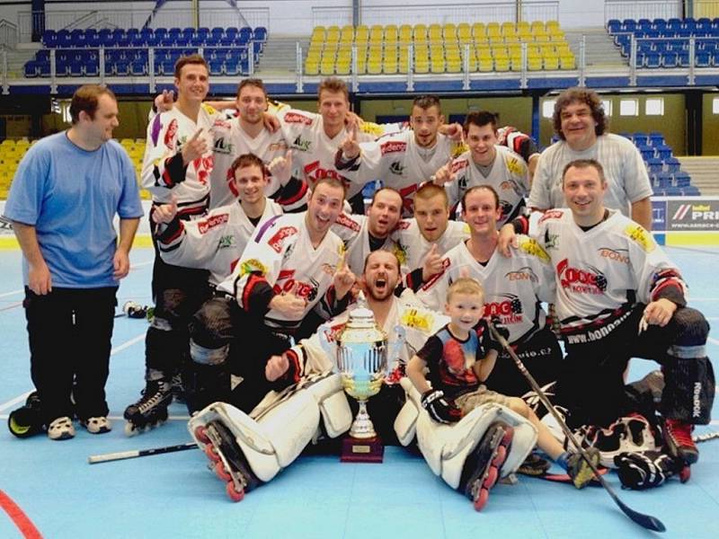 IHC Nový Jičín se stal suverénním vítězem 1. ligy, divize východ, a už o tomto víkendu ho čeká boj o extraligu. 