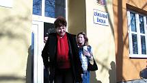 Desítky bývalých i současných žáků i učitelů mířily o víkendu do základní školy v Lubině, části Kopřivnice. Škola letos slaví 110 let od založení.