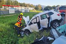 Ke střetu dvou vozidel s tragickými následky došlo na silnici I/58 ve směru z Kopřivnice do Frenštátu pod Radhoštěm. Došlo zde ke střetu vozidel Škoda Fabia a Škoda Karoq. Pondělí 29. srpna 2022.