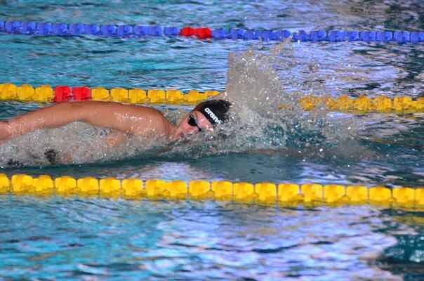 Mítinku Slovakia Swimming Cup se zúčastnili v reprezentačním výběru ČR do 21 let i novojičínští plavci Šimon Vavřín a David Koutný.