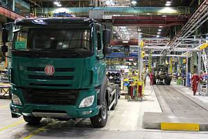 Výrobní hala kopřivnické automobilky Tatra Trucks. 