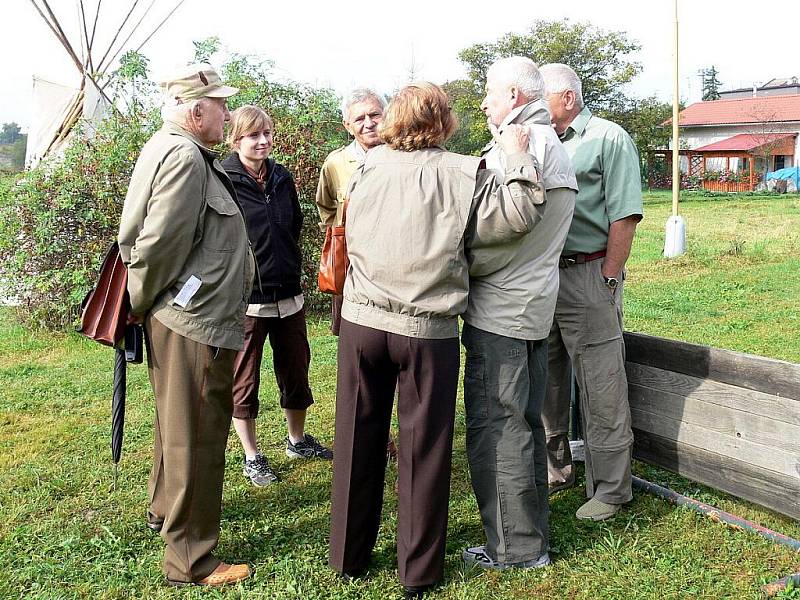 Pětasedmdesát let od založení svého oddílu slavili v sobotu 17. září skauti v Suchdole nad Odrou. Zatímco současní skauti se věnovali hlavně hrám a soutěžím, pamětníci vzpomínali. 