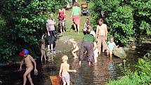 Na festivalu Paseka, který se uskutečnil v Trojanovicích v areálu Lesní školky na pasece, se dobře bavili malí i velcí.