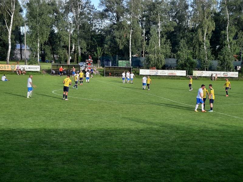 Zápas závěrečného 14. kola fotbalové I.A třídy, skupiny B, Libhošť - Jistebník 4:2.