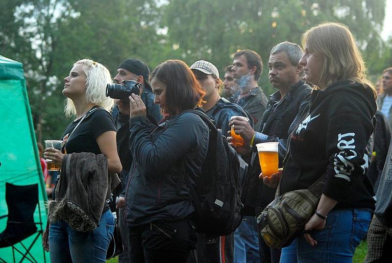 Jičínfest 2011 si nenechalo letos ujít bezmála tisícovka platících diváků.