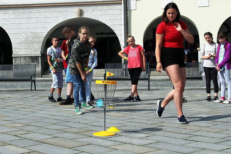 Den bez úrazu 2018 se uskutečnil ve středu 6. června dopoledne na Masarykově náměstí v Novém Jičíně.