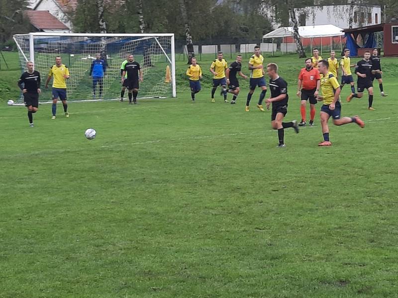 Zápas 6. kola I.A třídy, skupiny B, Libhošť - Bystřice 2:3.