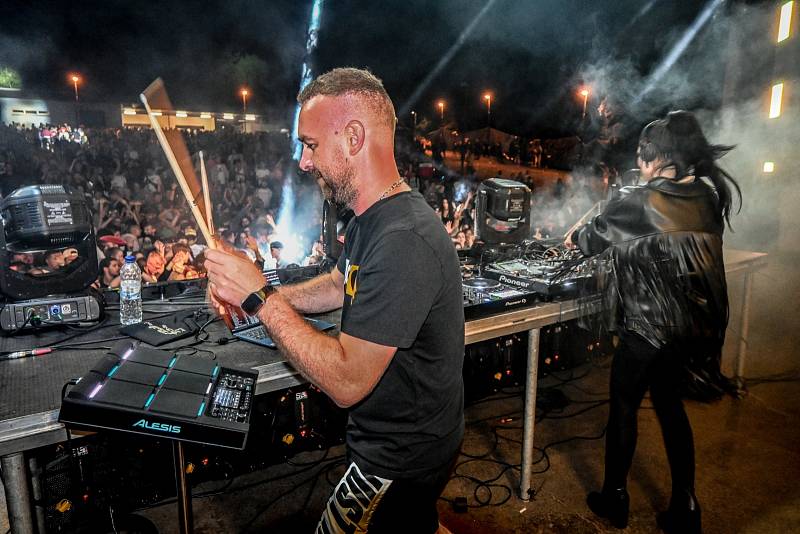 Osmý ročník legendárního festivalu EDM Open Air Skalky, 10. července 2021.