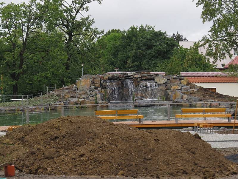 Relaxační park se pro veřejnost otevře letos na podzim.