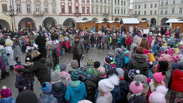 Početným průvodem  byla v pátek 4. ledna zahájena Tříkrálová sbírka v Novém Jičíně.