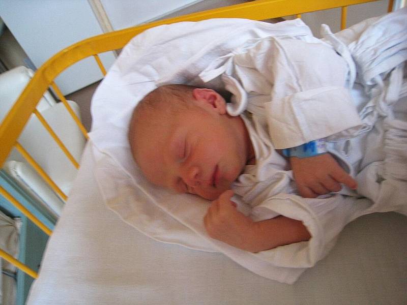 Alex Němeček, Nový Jičín, nar. 17.6.2009, 53 cm, 3,80 kg, nemocnice Nový Jičín.