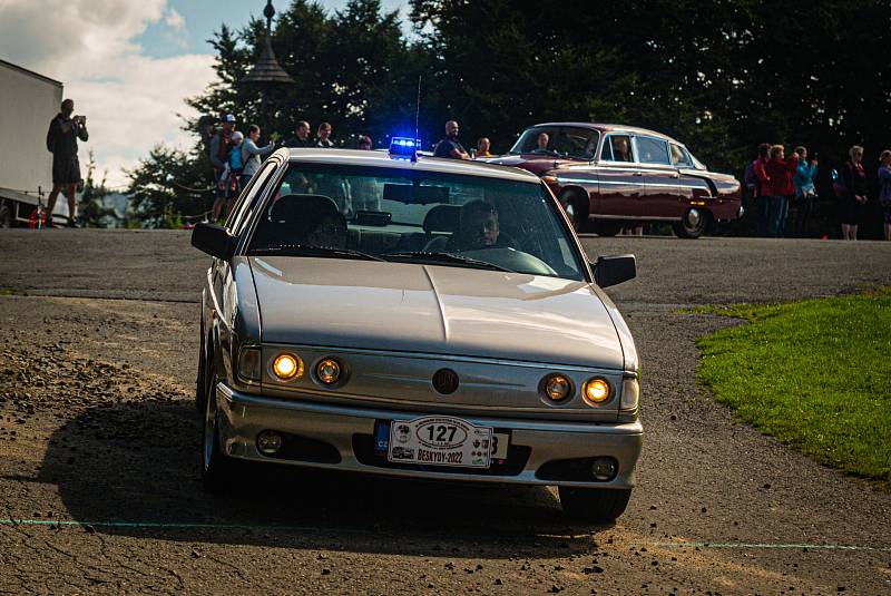 V sobotu 3. září se uskutečnilo v Kopřivnici mezinárodní Tatra Veterán Rallye Beskydy na počest Monsieur Dakar Karla Lopraise.