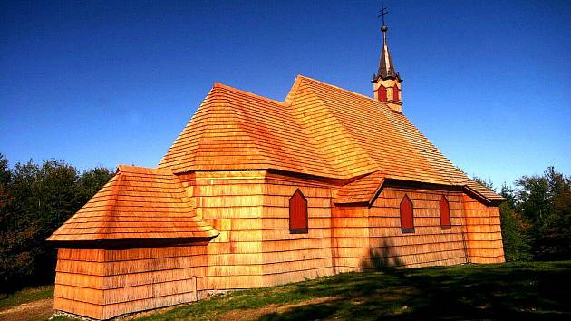 Kostel na Prašivé je spojován se zajímavou legendou.