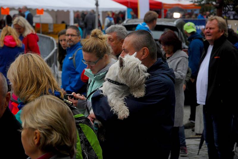 Cíl 8. ročníku extrémního závodu Beskydská sedmička byl opět ve Frenštátu pod Radhoštěm.