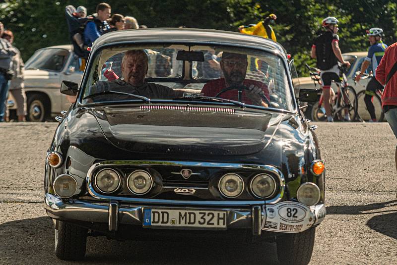 V sobotu 3. září se uskutečnilo v Kopřivnici mezinárodní Tatra Veterán Rallye Beskydy na počest Monsieur Dakar Karla Lopraise.