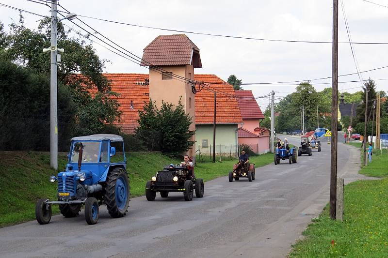 Jesenická Hůrka patřila o víkendu traktorům.