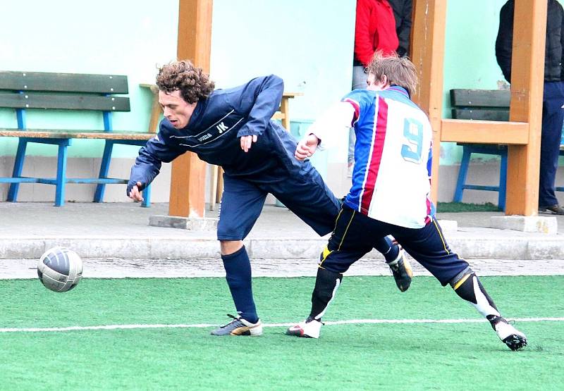 Fotbalisté FK Nový Jičín ovládli předposlední přípravný duel, když doma rozstříleli Ústí u Hranic 5:0.