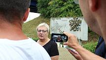 Naděžda Tomčíková. Lidé ve středu 8. srpna 2018 ve Studénce uctili památku obětí železničního neštěstí, ke kterému zde došlo před deseti lety.