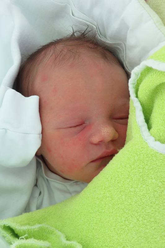 AMÉLIE KŘÍSTKOVÁ, 27. 11. 2018, 47 cm, 3110g, Kopřivnice