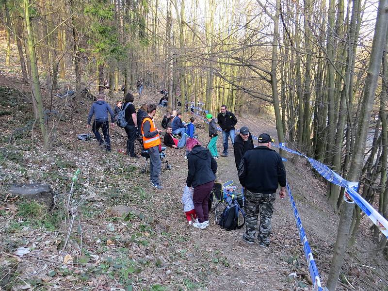 Takto to vypadalo v sobotu 30. března při rychlostní zkoušce 38. Kowax Valašské rally ValMez 2019 v okolí Skalních sklepů v Odrách.