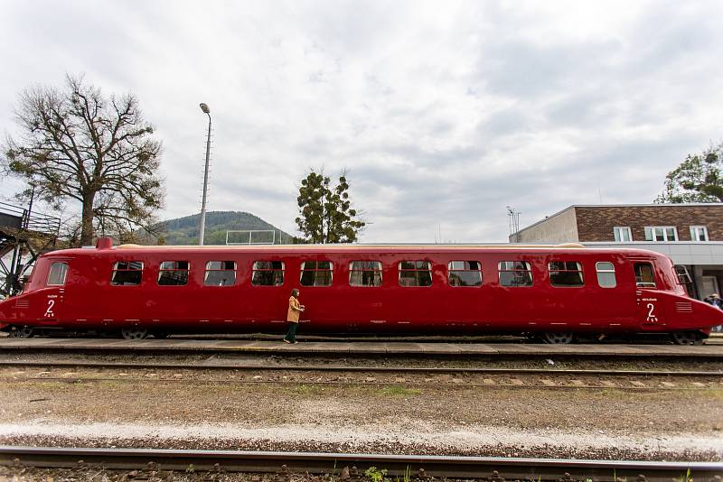 Slovenská strela je unikátní železniční motorový vůz, 4. května 2022 v Kopřivnici.