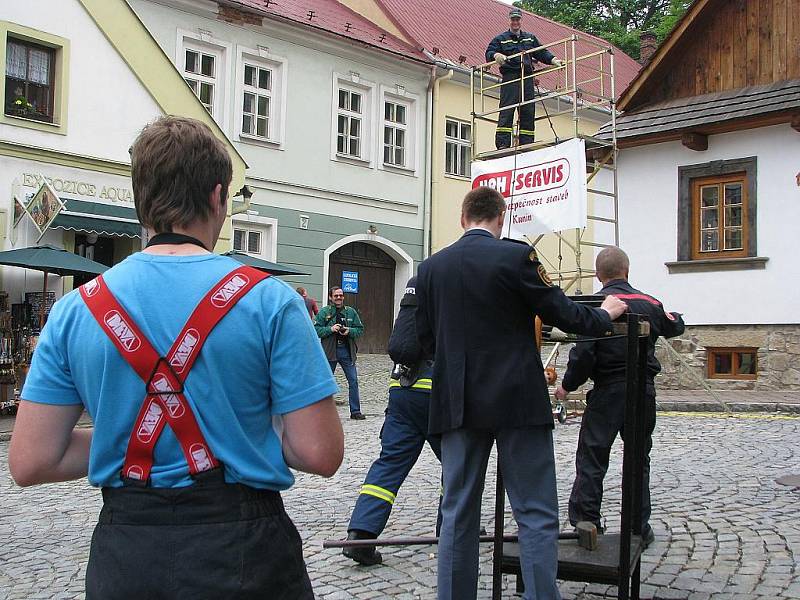 Štramberk patřil v sobotu 29. května hasičům. Na jeho náměstí a dominantě Trúbě se totiž konal další ročník závodu hasičského víceboje TFA Štramberská Trúba.