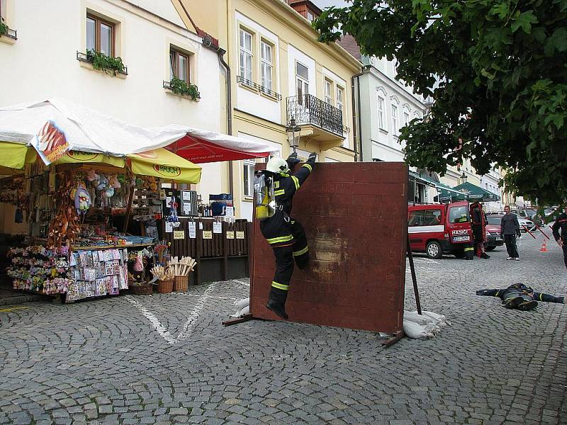 Štramberk patřil v sobotu 29. května hasičům. Na jeho náměstí a dominantě Trúbě se totiž konal další ročník závodu hasičského víceboje TFA Štramberská Trúba.