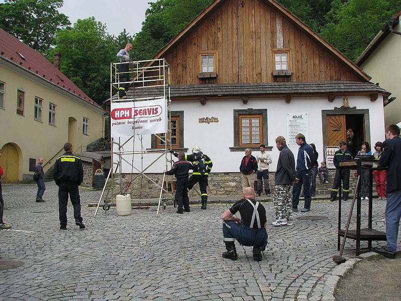 Štramberk patřil v sobotu 29. května hasičům. Na jeho náměstí a dominantě Trúbě se totiž konal další ročník závodu hasičského víceboje TFA Štramberská Trúba.