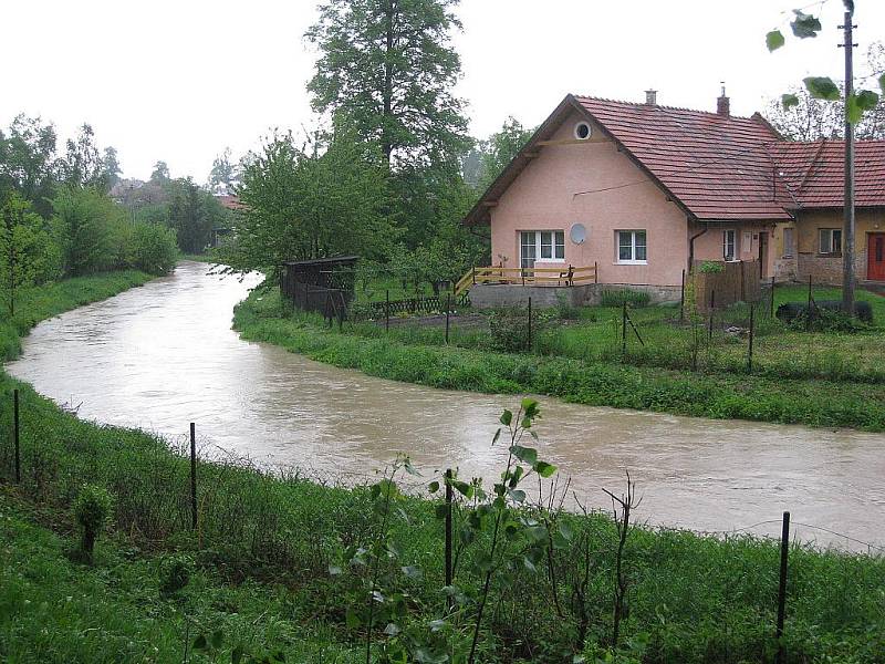 Bartošovice - neděle 16. května 2010.