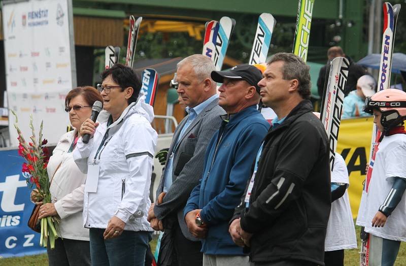 Skokanský víkend ve Frenštátě pod Radhoštěm vyvrcholil nedělním 6. ročníkem Memoriálu Jiřího Rašky