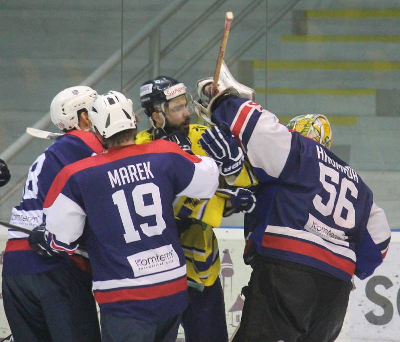 HC Tatra Kopřivnice - Draci Šumperk 3:2 SN (1:0, 1:0, 0:2 – 0:0, 1:0)