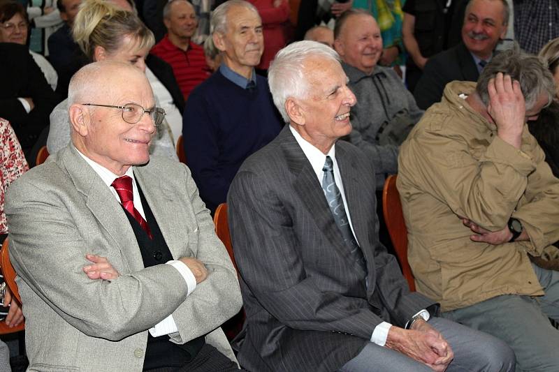 Rudolf Jarnot, příborský fotograf a sportovec, dostal letos Cenu sv. Martina udělovanou městem Frenštát pod Radhoštěm kulturním a společensky významným ososbnostem.