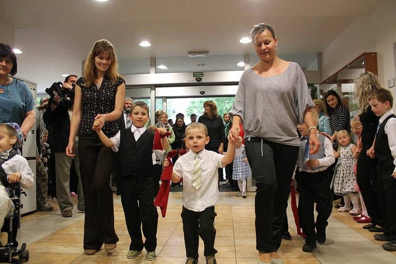 Otevření smyslové zahrady v Základní škole speciální a Mateřské škole speciální v Novém Jičíně.