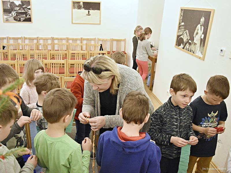 Velikonoce za starých časů - tak se jmenuje vzdělávací program pro školy, který přichystalo muzeum v Příboře pro školky a první stupeň základních škol.