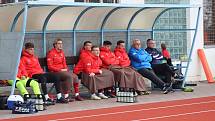Hodonínští fotbalisté (v červeném) remizovali s Frýdkem-Místkem 1:1.