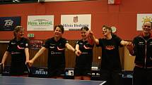 Stolní tenistky Hodonína zvítězily ve třetím finále play off ženské extraligy jednoznačně 5:0 a slaví jubilejní desátý titul. 