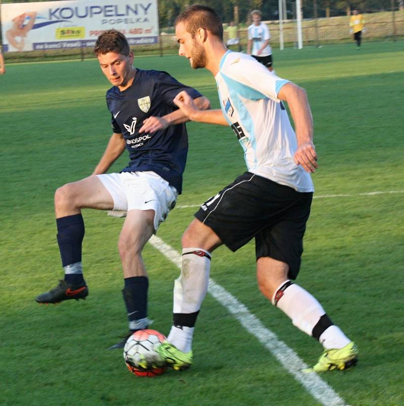 Fotbalisté FC Veselí nad Moravou jsou posledními zástupci Hodonínska v Krajském poháru FAČR. Lídr první A třídy skupiny B postoupil do jarního čtvrtfinále přes favorizované Mutěnice.