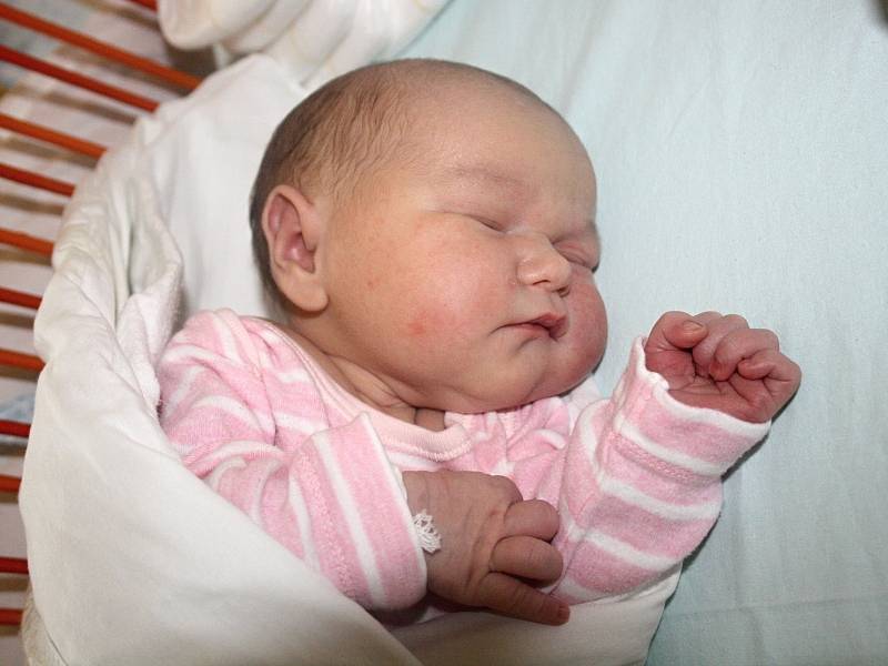 Zoe Boháčová, 52 cm, 4 180 g, 16.5. 2017 v 11.46, bydliště neuvedeno.