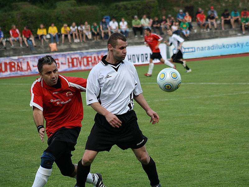 Finále okresního poháru Hovorany - Ježov 0-0, 3-4.