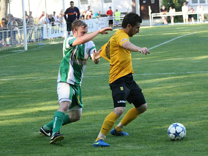 Bzenečtí fotbalisté v předstihu ovládli jihomoravský krajský přebor. Svěřenci trenéra Libora Škodíka staršího si prvenství definitivně zajistili tři zápasy před koncem.