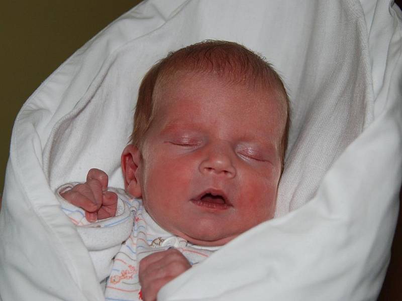 Emma Kyněrová, 48 cm, 2,5 kg, 28. 12. 2009, Vlkoš